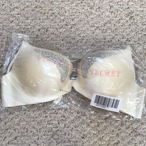 Brand new limited edition Victoria’s Secret bra